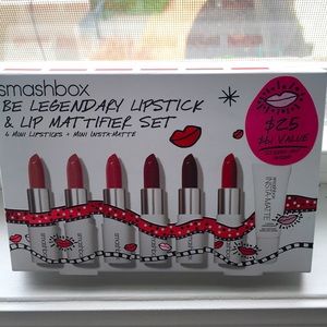 6 mini lipsticks + mini Insta-Matte